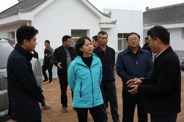 区委副书记,区长梁昆率队赴东川区汤丹镇调研扶贫工作
