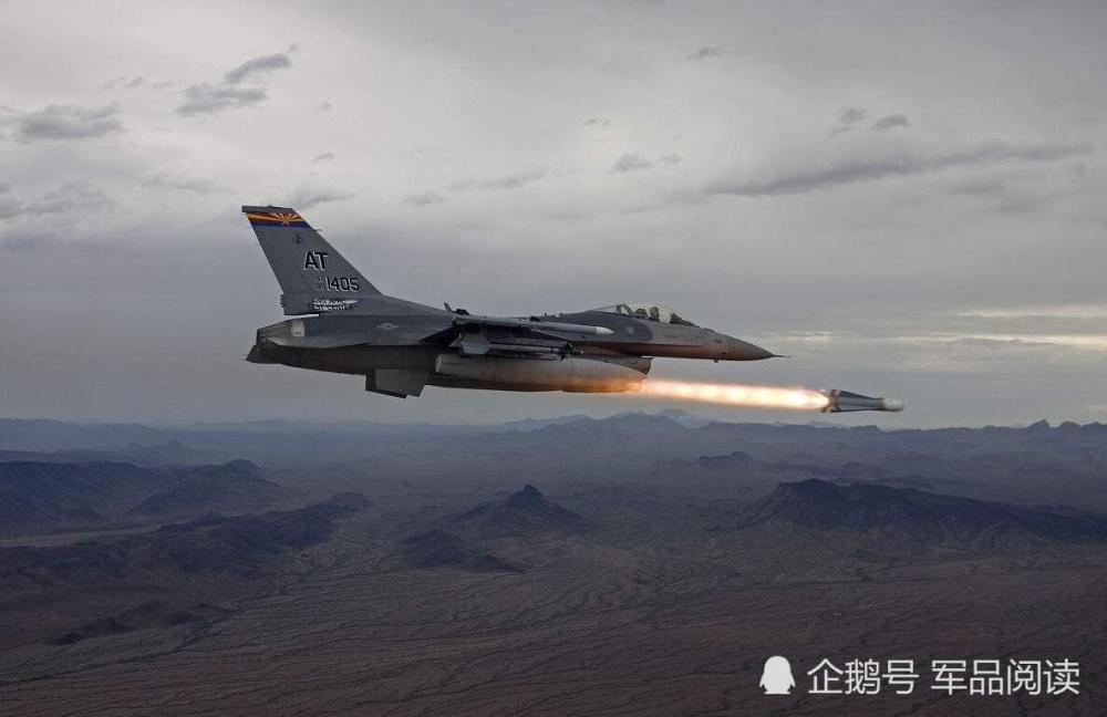 f-16战斗机发射空地导弹