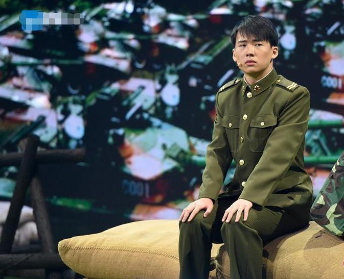 张小斐郭麒麟后,又一对喜剧演员夫妻来到节目