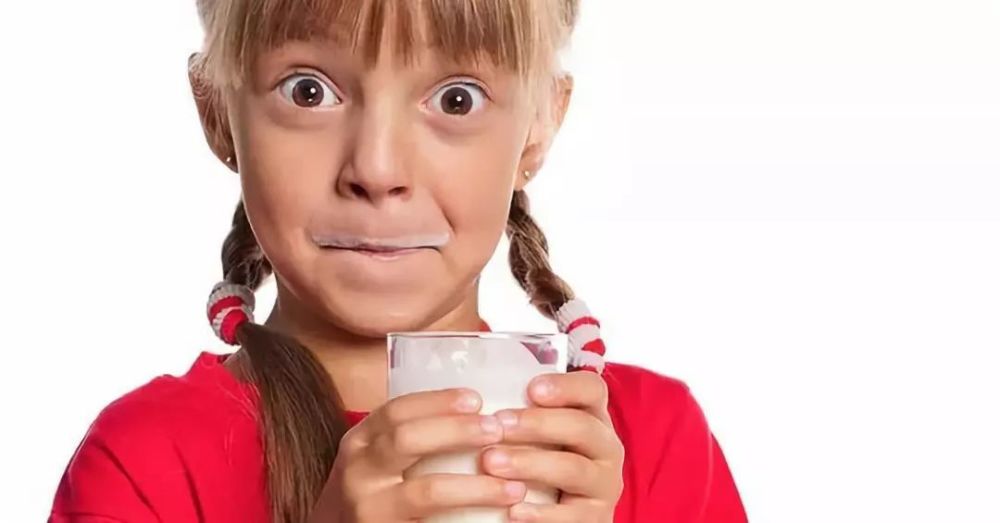 酸奶喝不对也会胖?这两个技巧帮你挑到好酸奶