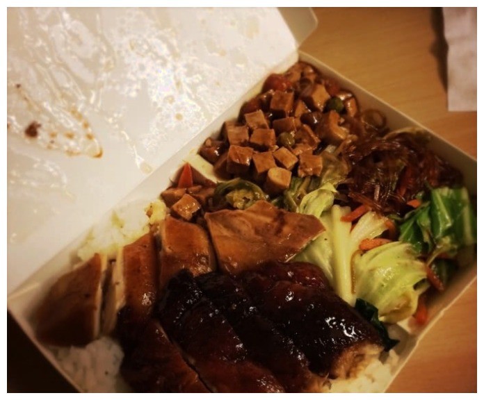 实拍台湾的盒饭自助便利店,20元一份是高配,网