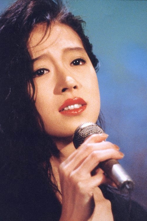 不过看近照,中森明菜还是能看到当年的韵味的.