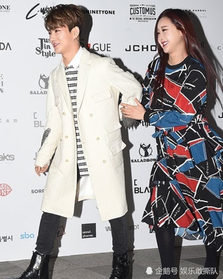 42岁咸素媛嫁24岁中国老公后挺孕肚现身，公婆因孙子国籍吵翻