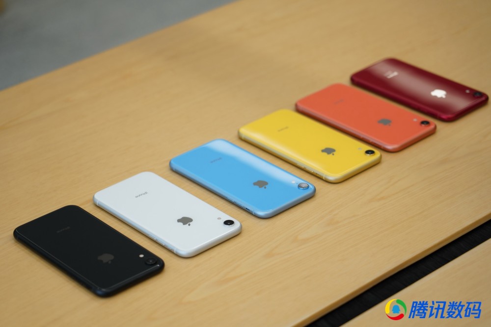 iPhone XR体验:A12强悍芯片+彩虹色哪个最适