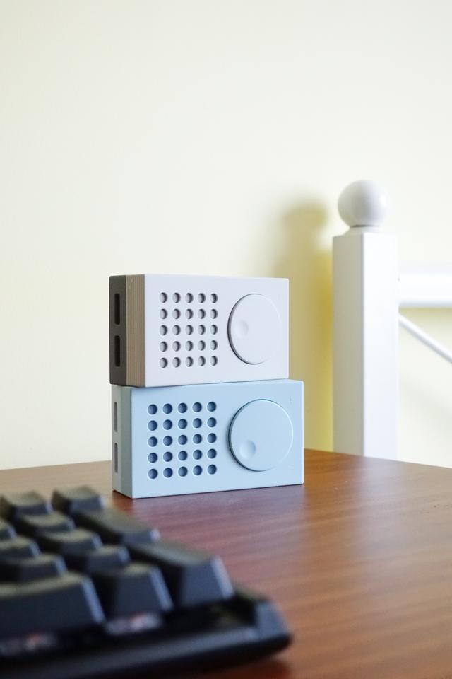 此物是文艺小青年必备 锤子坚果砖式蓝牙小音