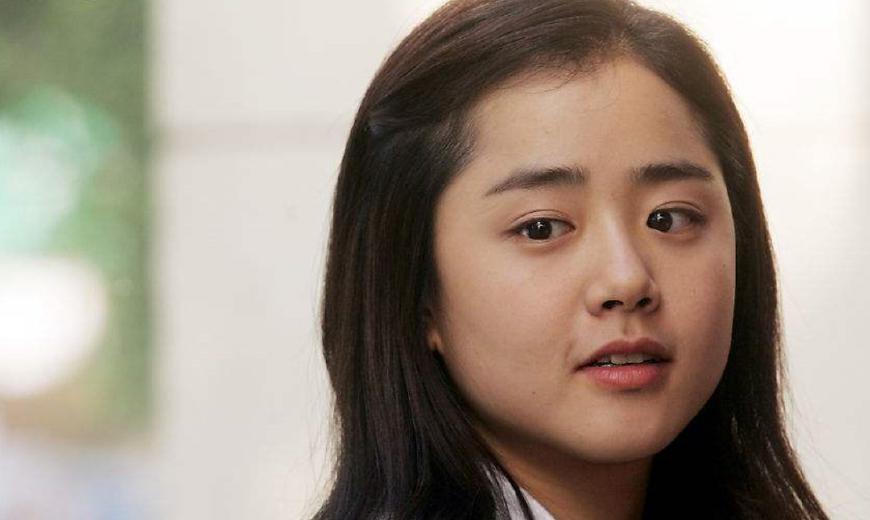 张杰与韩星文根英长相如同亲兄妹，当事人也难以区分