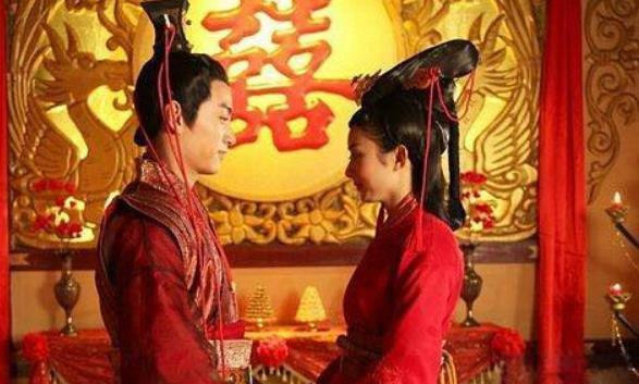 古代夫妻过夜,为什么让丫鬟站在旁边?原因现代人可能