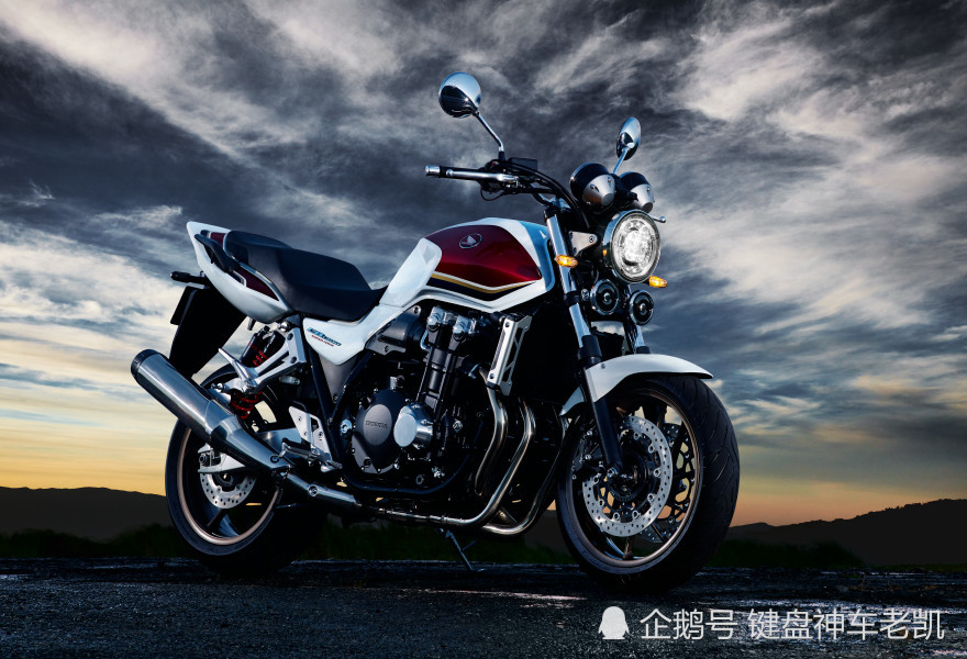 近日本田向本土市场退出了新一代的2019款cb1300 super four和cb1300