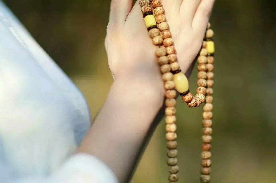 朗诵:我问佛(仓央嘉措)