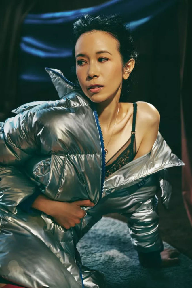 电影和音乐，她都留下了最绚烂的足迹