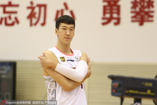 广东新人生涯首秀表现抢眼 杜锋:关注他很久了