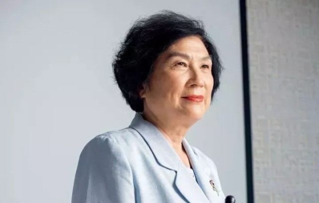 32年遭遇3次复发、骨转移三次仍不放弃，三位乳癌患者抗癌历程