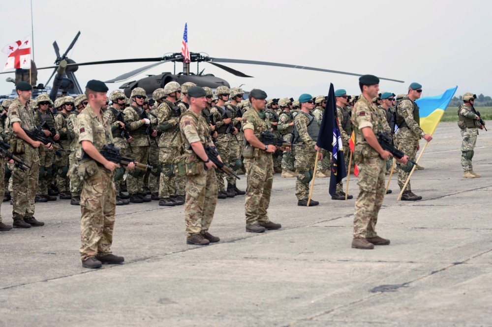 特朗普霸权主义再次得逞!又一盟友向美国低头