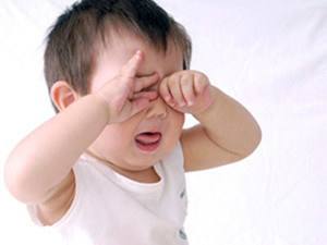 宝宝总是哭闹 详解宝宝哭闹12层含义