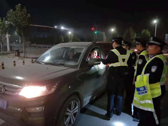 中牟县乡镇派出所查酒驾,两晚抓23人,8名醉驾
