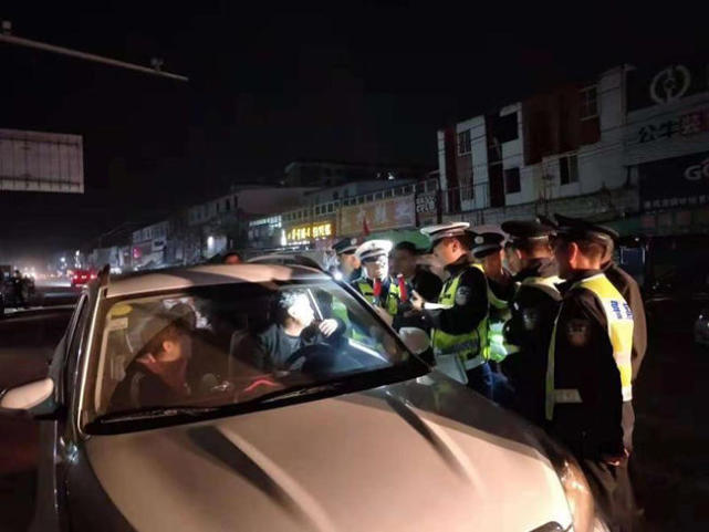 中牟县乡镇派出所查酒驾,两晚抓23人,8名醉驾
