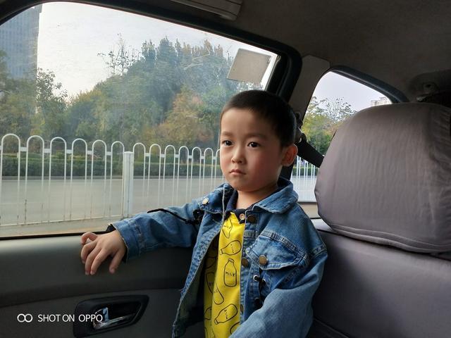 OPPO新机R15x外观性能如何,给我们带来了哪