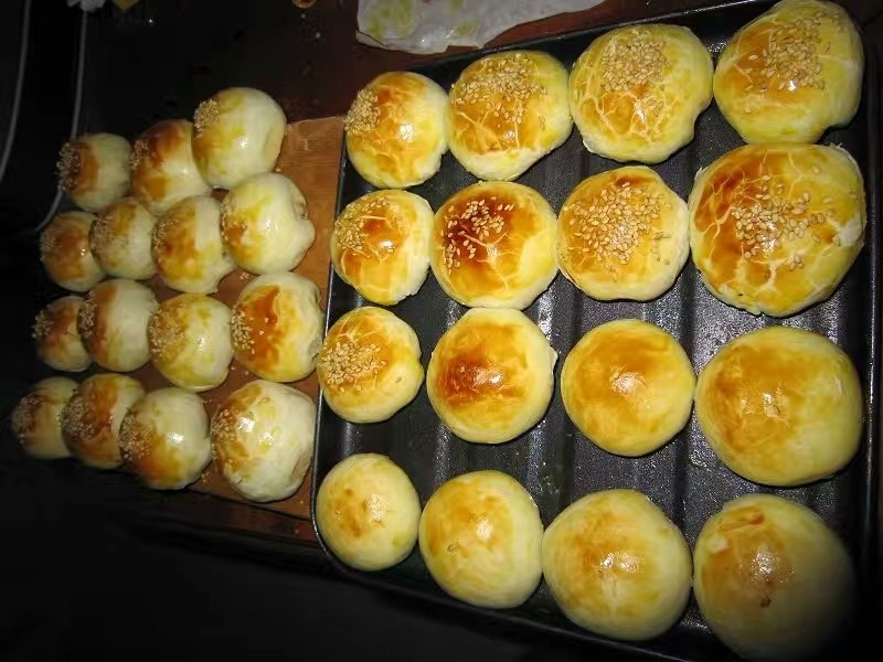 蛋黄酥,用新鲜鸡蛋黄就能做,美味赛过面包房