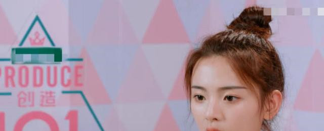 同是超女冠军出道，李宇春火到国外去，她却不愿提明星身份做微商