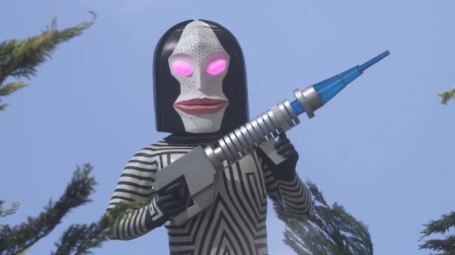 640
