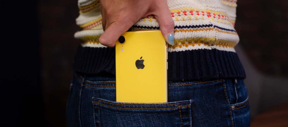 iPhone XR评测:配色、电池续航时间是亮点