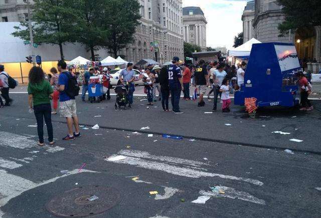 游客醉酒在泰国古城墙上涂鸦被监禁,网友:中国