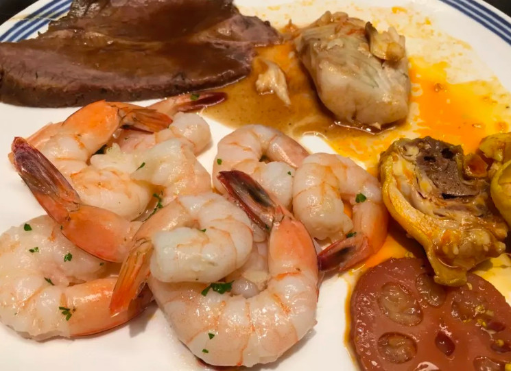 中国大妈吃垮美国豪华邮轮,真相是什么?中国大