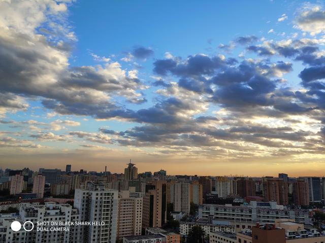 黑鲨游戏手机Helo深度体验:不玩游戏买它干嘛