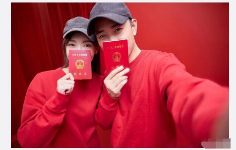 甜！罗晋调皮将禁烟航班改名为晋嫣航班 好兄弟爆料婚宴对话