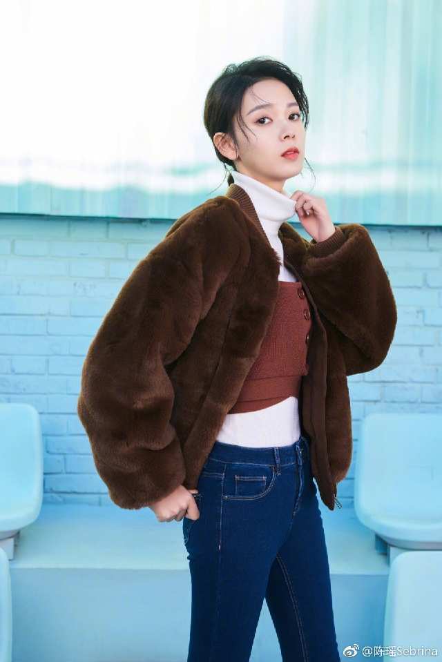 陈瑶只是剪波波头短发,秒变成"小精灵",这发型有魔力