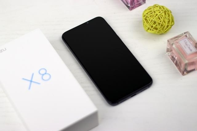 魅族X8体验:原来刘海,也能这么美!