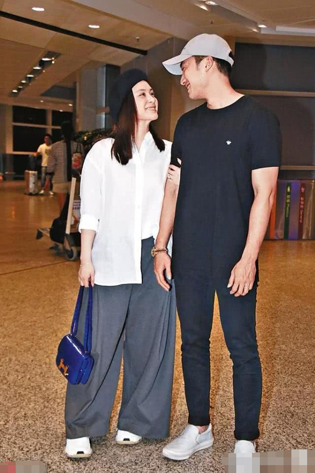 港媒曝钟欣潼敲定婚礼日期,新郎赖弘国却坦言