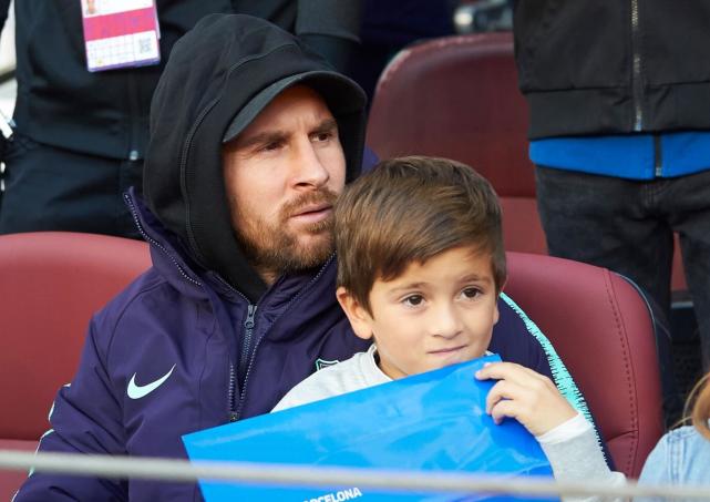 独家揭秘巴萨更衣室:队友嘲笑梅西 没你也能赢