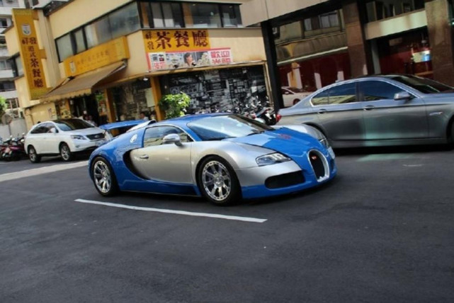 台湾第一台布加迪,车牌