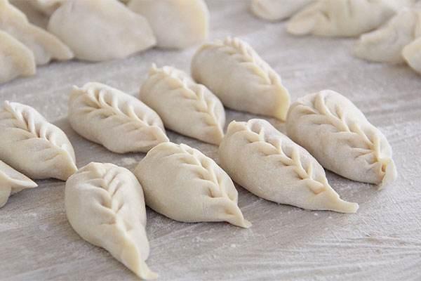 饺子的n1种包法柳叶饺你会做吗皮薄馅大小孩超喜欢