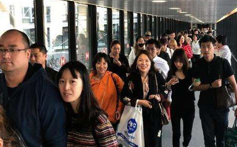 台风袭击塞班致旅客滞留,中国的这一行为却让