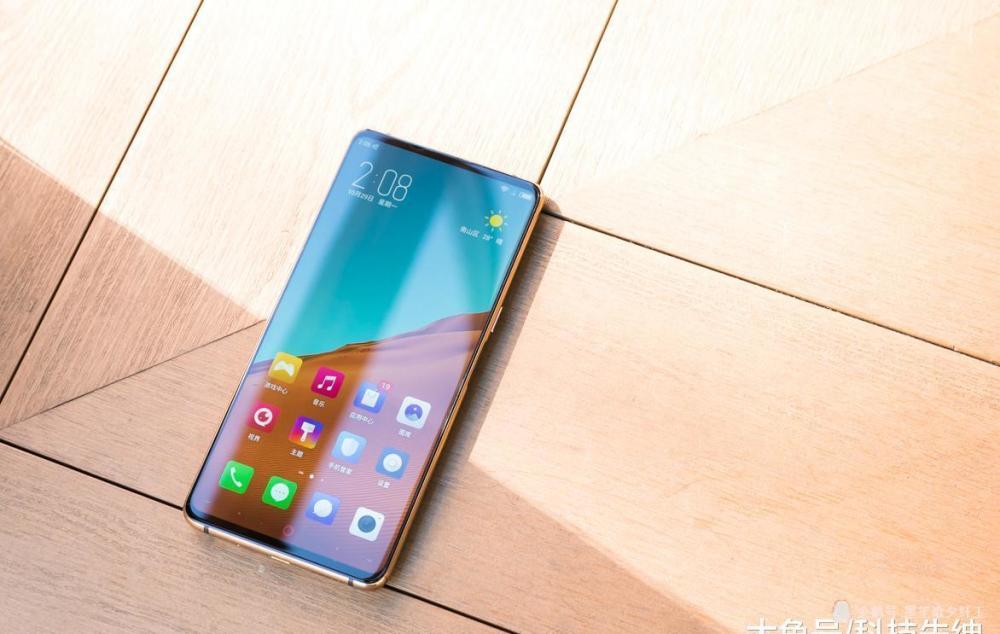 努比亚X详细评测: 最全面的全面屏, 正反面都是