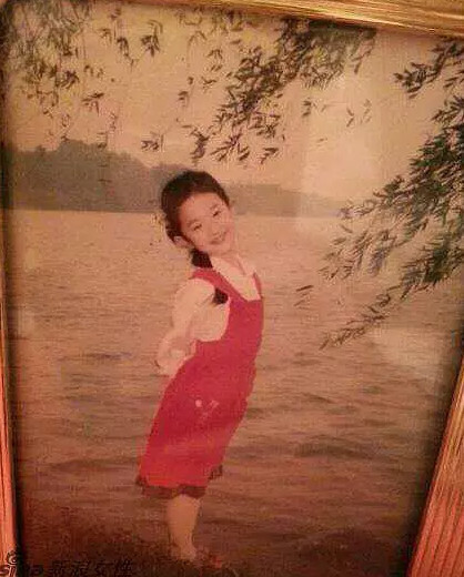 刘亦菲童年照曝光，用实力演绎“从小美到大”