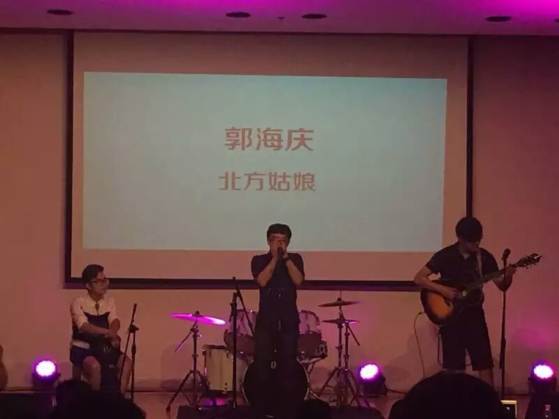 听民谣里的姑娘，这首歌送给所有北方姑娘  每日最佳