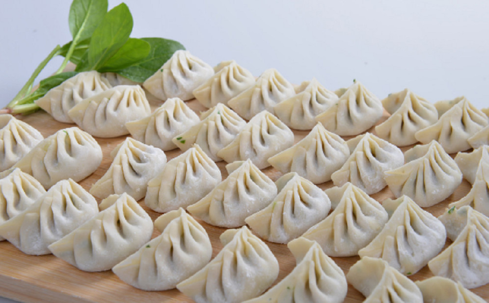 快速包饺子的小方法,花纹好看又简单不容易散