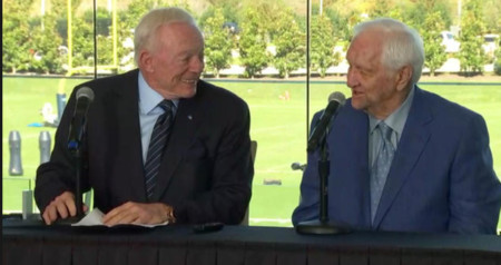 前牛仔CEO入选球队名人堂 招募球员中53位进