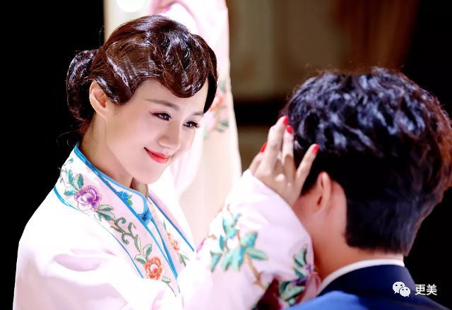 自认精分的演技派95后小花,入圈6年零黑料不靠