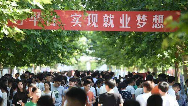 醴陵经济总量_60年代醴陵瓷器图片(2)