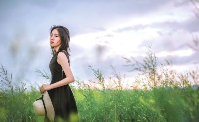 妈妈帮女儿谈恋爱,遭遇代恋的男友崩溃了