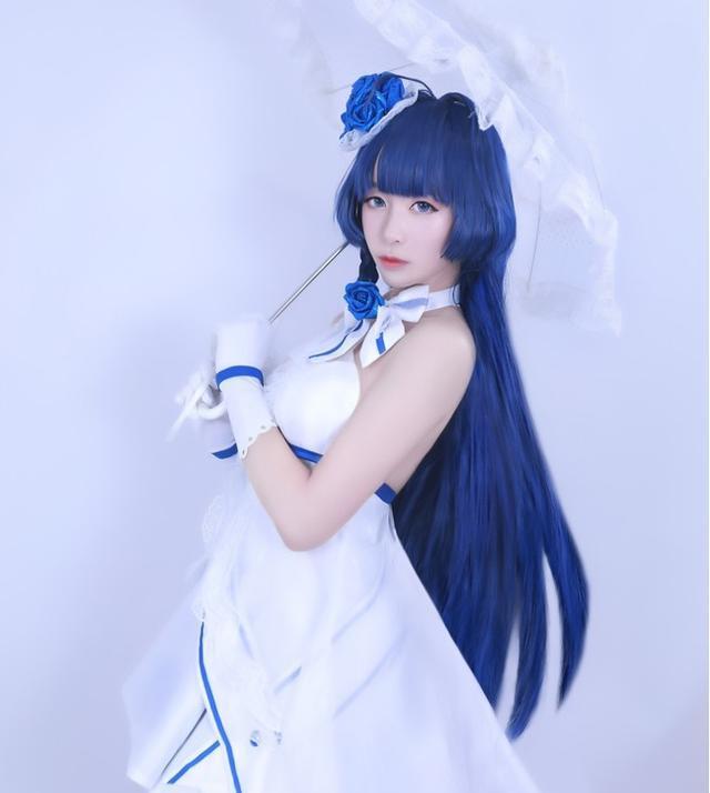 《崩坏3rd》芽衣花嫁cosplay,送给舰长小花花,千万不