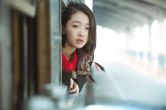 少女感明星那么多，为什么就周冬雨格外的“灵”？
