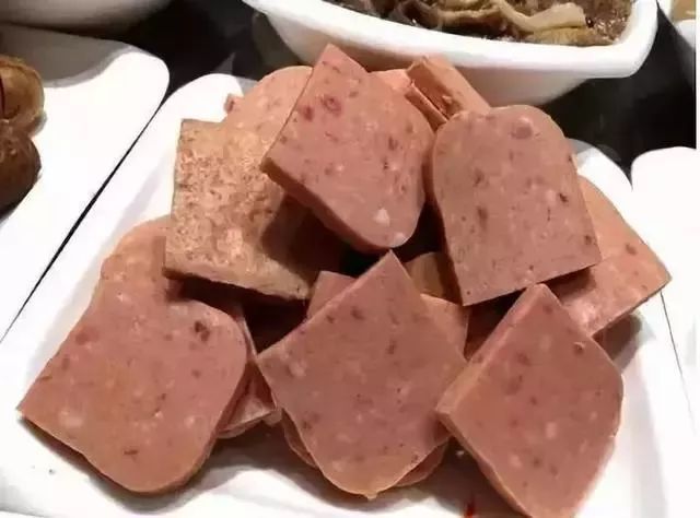 640