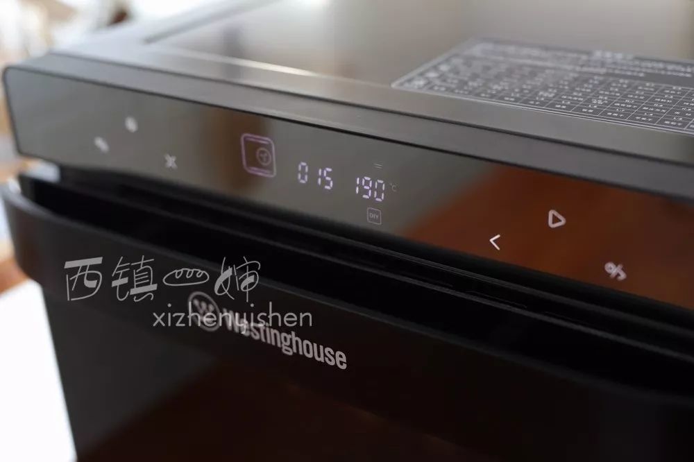 鹌鹑蛋除了煮还可以这样吃?用这两材料一裹,大