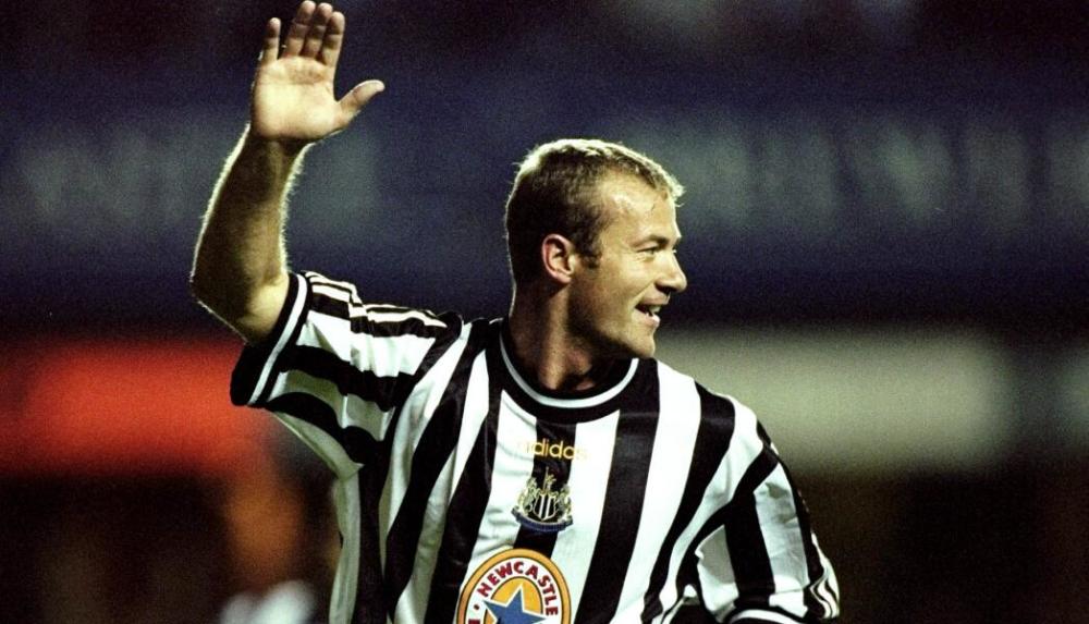 还记得曼联的潇洒哥吗?曾在家乡被绑架 抽烟只