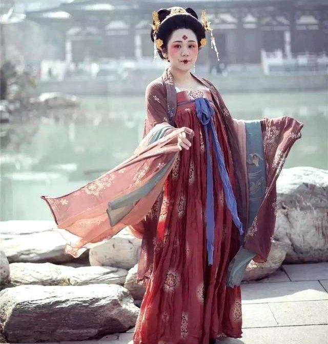 唐风锦绣,美如古画:唐朝风格汉服美图赏析!